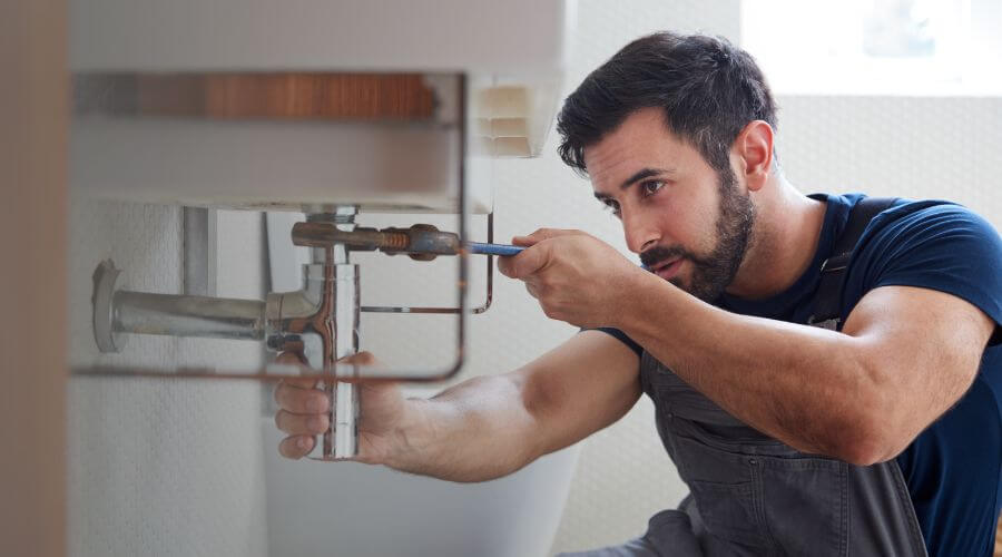 Professional clogged toilet repair in Newtown, MO